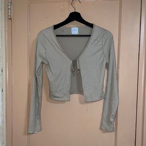 Beige long sleeve top super cute